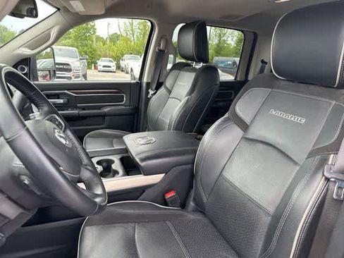 Used 2023 RAM 2500 Laramie AWD/4WD image 4