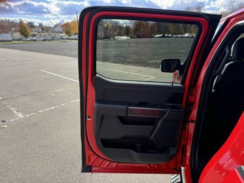 Used 2022 Ford F150 XLT w/ Equipment Group 302A High image 17