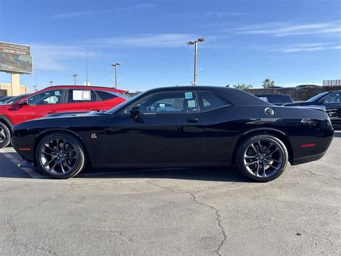 Used 2023 Dodge Challenger R/T Scat Pack image 3