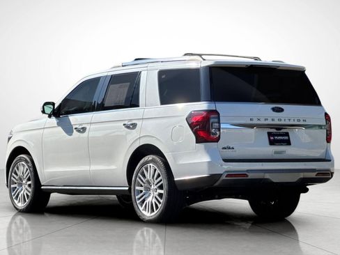 Used 2024 Ford Expedition Limited image 12
