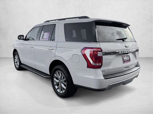 Used 2021 Ford Expedition XLT image 5