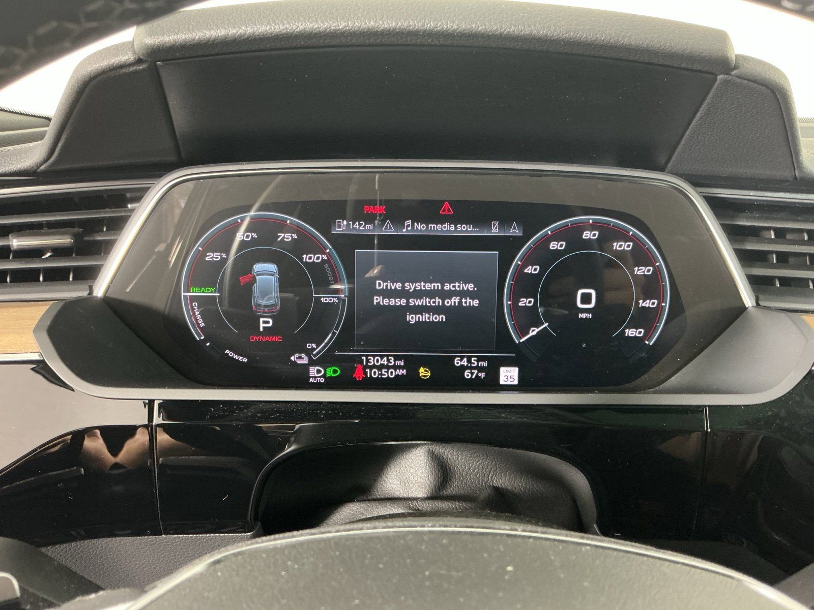 Used 2024 Audi Q8 e-tron Premium Plus w/ Premium Plus Package AWD/4WD image 19
