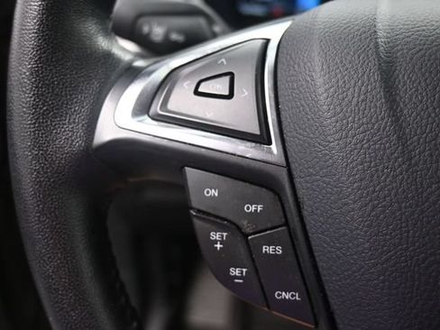 Used 2024 Ford Edge SEL AWD/4WD image 32