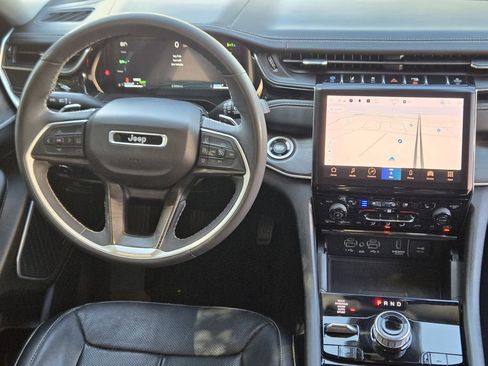 Used 2022 Jeep Grand Cherokee Limited 4xe w/ Luxury Tech Group II image 35