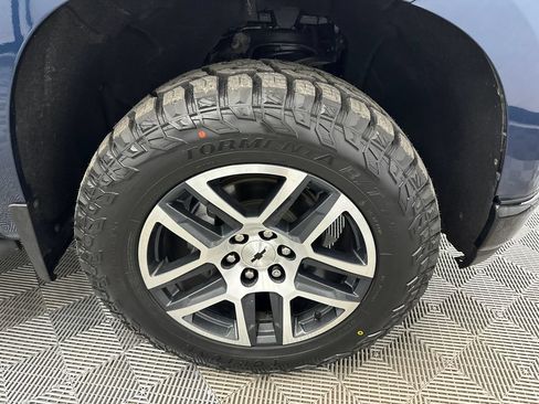 Used 2019 Chevrolet Silverado 1500 LT Trail Boss w/ Convenience Package AWD/4WD image 13