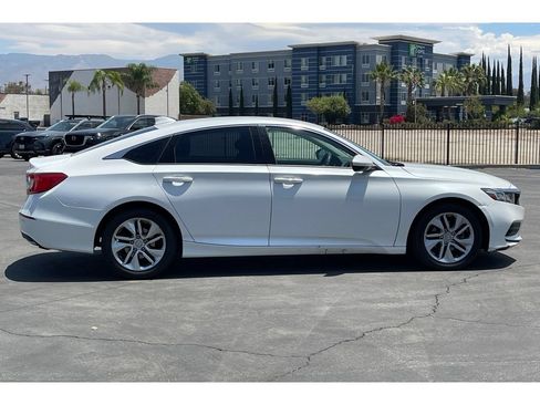 Used 2019 Honda Accord LX image 7