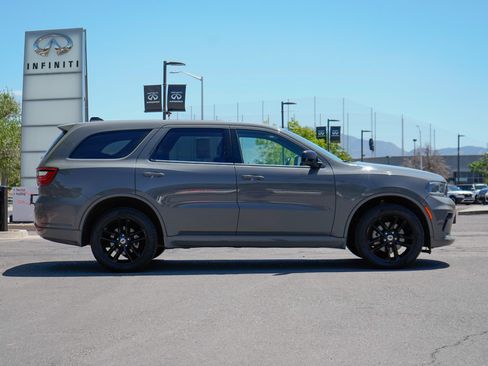 Used 2023 Dodge Durango GT AWD/4WD image 2