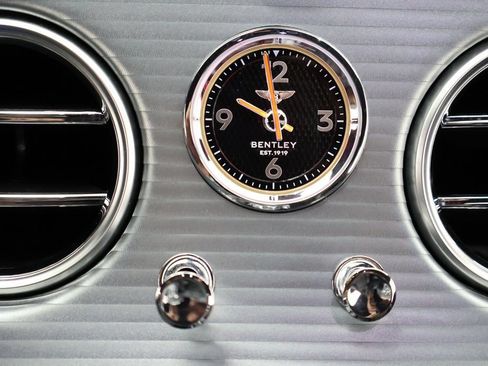 Used 2022 Bentley Continental GT AWD/4WD image 28