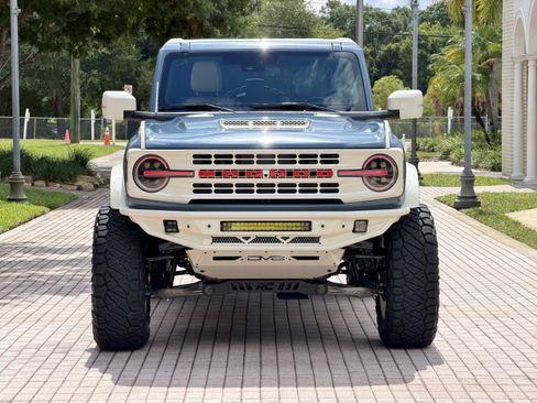 Used 2025 Ford Bronco Outer Banks AWD/4WD image 6
