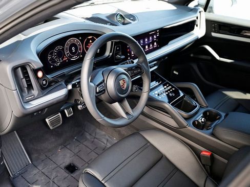 New 2026 Porsche Cayenne S AWD/4WD image 4