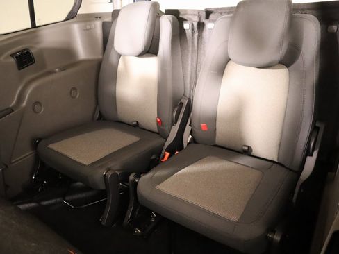 Used 2022 Ford Transit Connect XL image 12