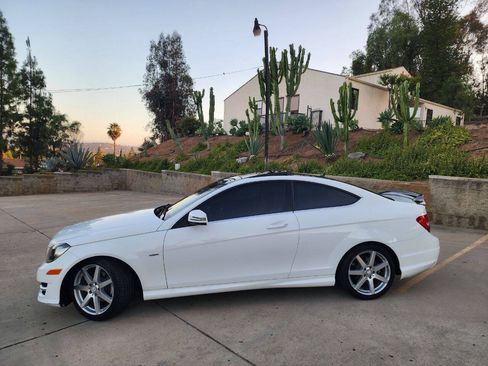 Used 2013 Mercedes-Benz C 250 Coupe image 33