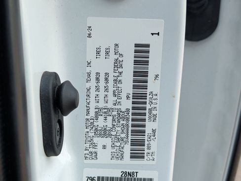 Used 2024 Toyota Sequoia Limited image 31