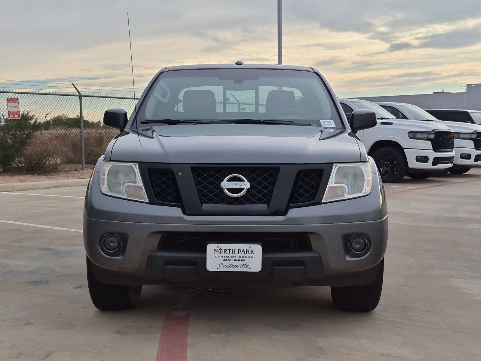 Used 2018 Nissan Frontier SV w/ Value Truck Package RWD image 8