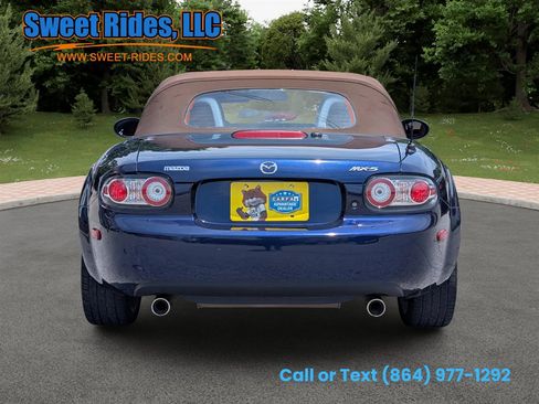 Used 2008 MAZDA MX-5 Miata Grand Touring RWD image 7