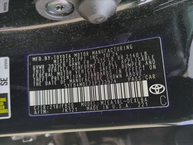 Used 2025 Toyota Corolla LE FWD image 15