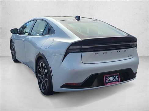 Used 2025 Toyota Prius Plug-In Hybrid w/ Limited Premium Package image 8