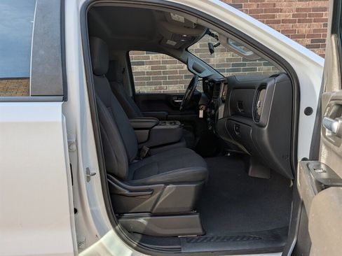 Used 2022 Chevrolet Silverado 1500 Custom AWD/4WD image 21