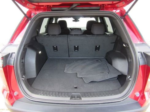 Used 2026 Chevrolet Equinox LT image 23