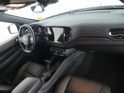 Used 2025 Dodge Durango GT image 33