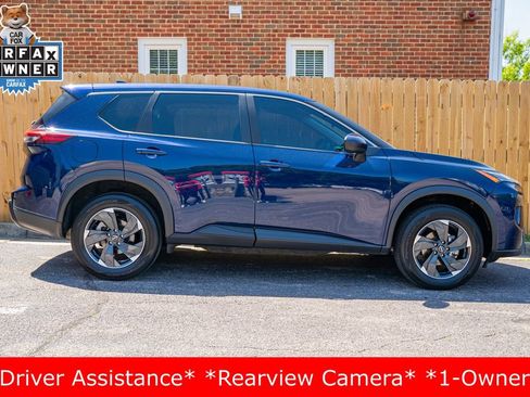Used 2024 Nissan Rogue SV AWD/4WD image 5