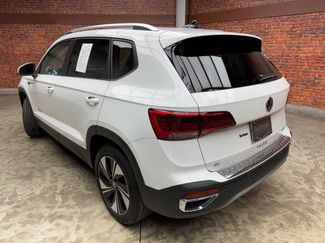 Used 2023 Volkswagen Taos SE w/ Panoramic Sunroof Package AWD/4WD video 2