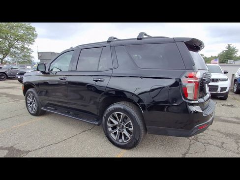 Used 2023 Chevrolet Tahoe Z71 w/ Luxury Package AWD/4WD image 6