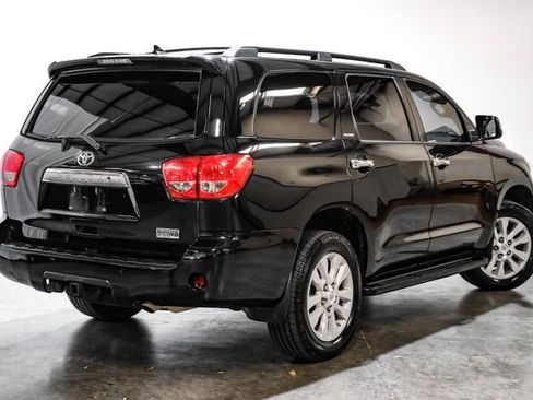 Used 2015 Toyota Sequoia Platinum image 11