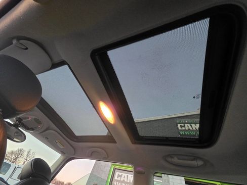 Used 2008 MINI Cooper Hardtop w/ Premium Pkg image 29