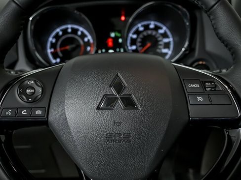 New 2025 Mitsubishi Outlander Sport SE image 17