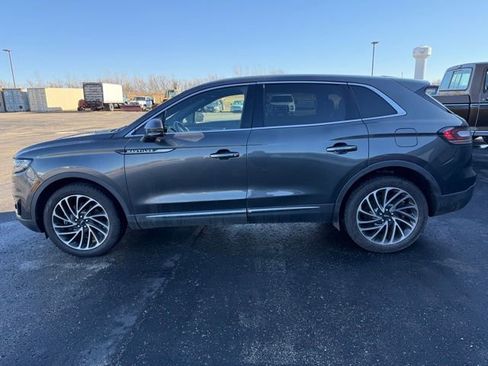 Used 2020 Lincoln Nautilus Reserve w/ Equipment Group 201A image 4