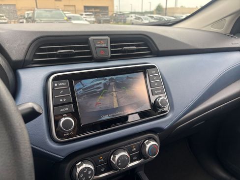 Used 2025 Nissan Versa SV FWD image 22