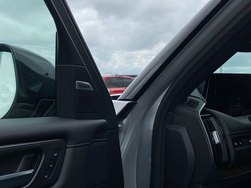 New 2025 Nissan Armada SL w/ Captain's Chari Seat Package image 13