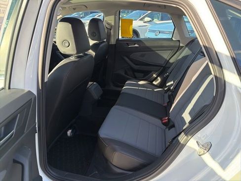 New 2025 Volkswagen Jetta SE image 20