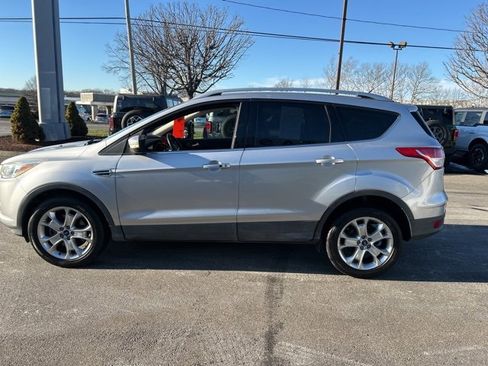 Used 2016 Ford Escape Titanium image 4