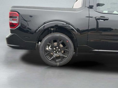 New 2026 Ford Maverick Lobo image 35