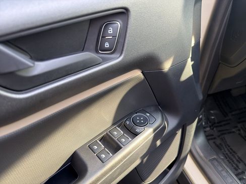 Used 2025 Ford Bronco Sport Big Bend AWD/4WD image 18