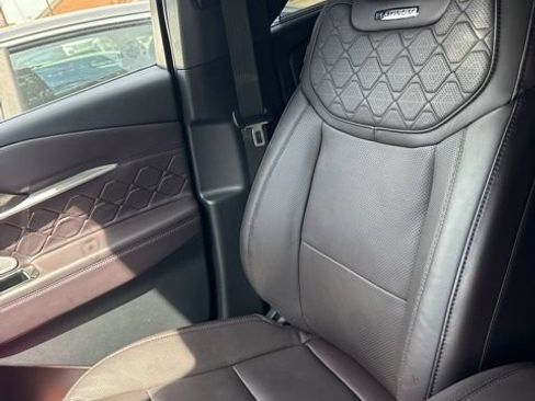 Used 2025 Ford Explorer Platinum w/ Ultimate Package image 11