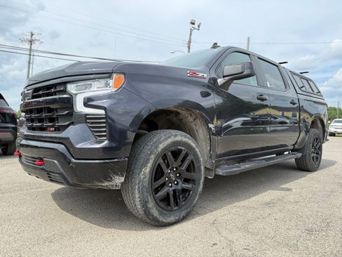 Used 2023 Chevrolet Silverado 1500 LT Trail Boss w/ Protection Package AWD/4WD image 2