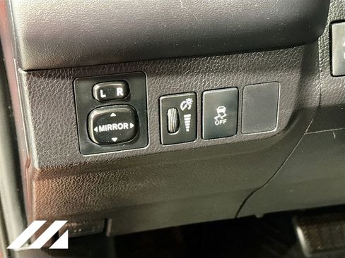 Used 2015 Toyota RAV4 XLE AWD/4WD image 10