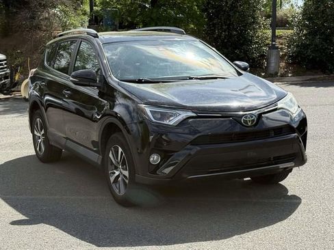 Used 2018 Toyota RAV4 XLE w/ Plus Extra Value Package image 1