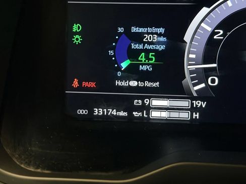 Used 2024 Toyota Tundra Limited w/ TRD Off-Road Package AWD/4WD image 16