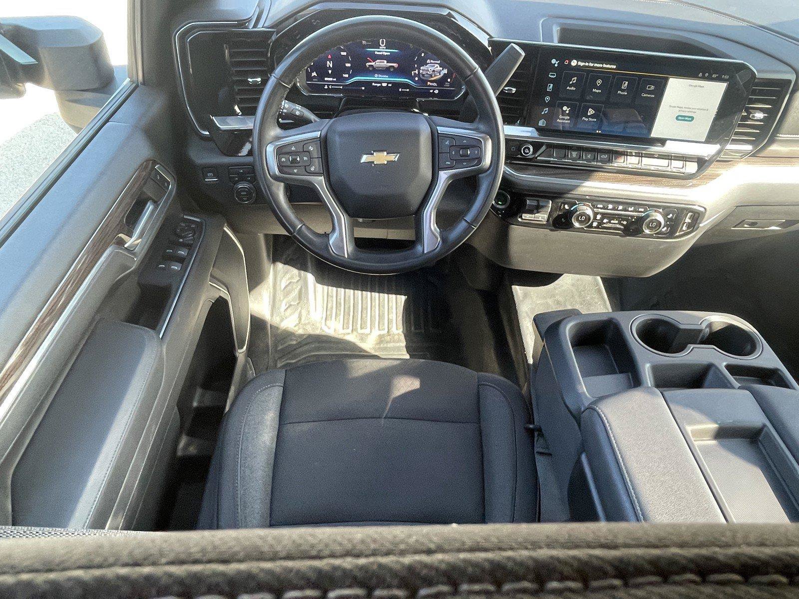 Used 2025 Chevrolet Silverado 2500 LT w/ Convenience Package AWD/4WD image 22