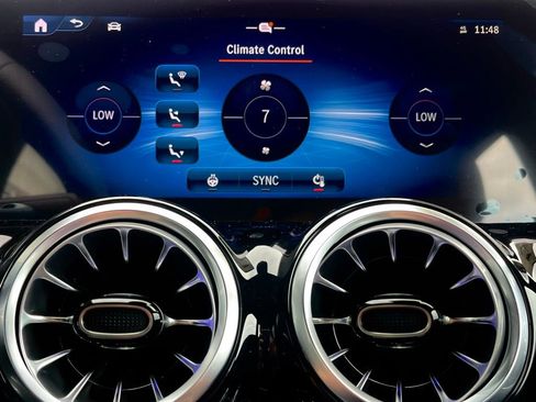 Certified 2025 Mercedes-Benz GLA 35 AMG GLA 35 AMG image 43