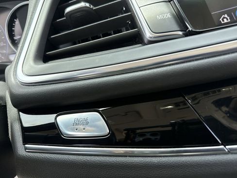 Used 2023 Buick Enclave Avenir w/ Avenir Technology Package FWD image 21
