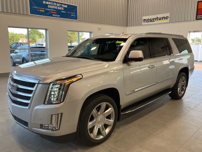 Used 2020 Cadillac Escalade ESV Luxury