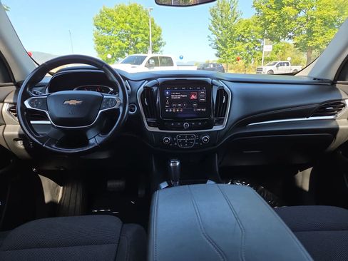 Used 2020 Chevrolet Traverse LT AWD/4WD image 18