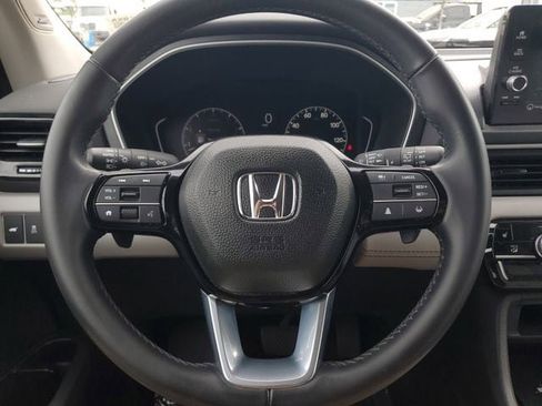 Used 2023 Honda Pilot Touring image 24
