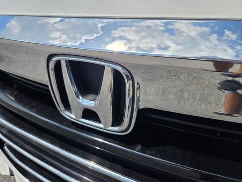 Used 2021 Honda Accord EX-L image 6