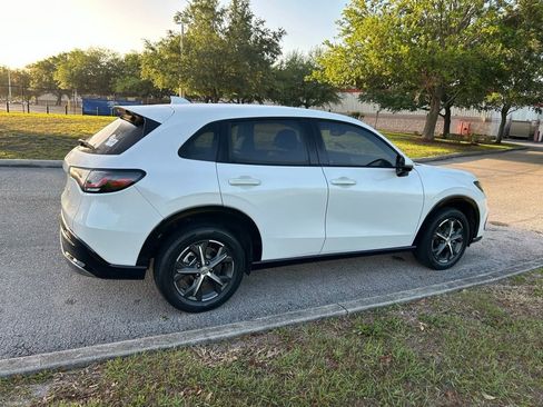 Used 2025 Honda HR-V EX-L image 5